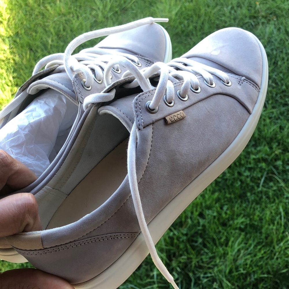 Ecco size 9.5